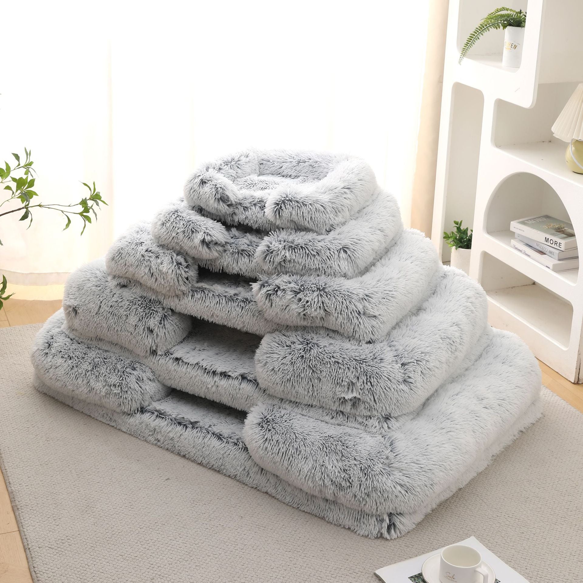 Dog House Cat House Plush Round Pet House Dog Bed Winter Dog Mat Pet Bed Pet Supplies